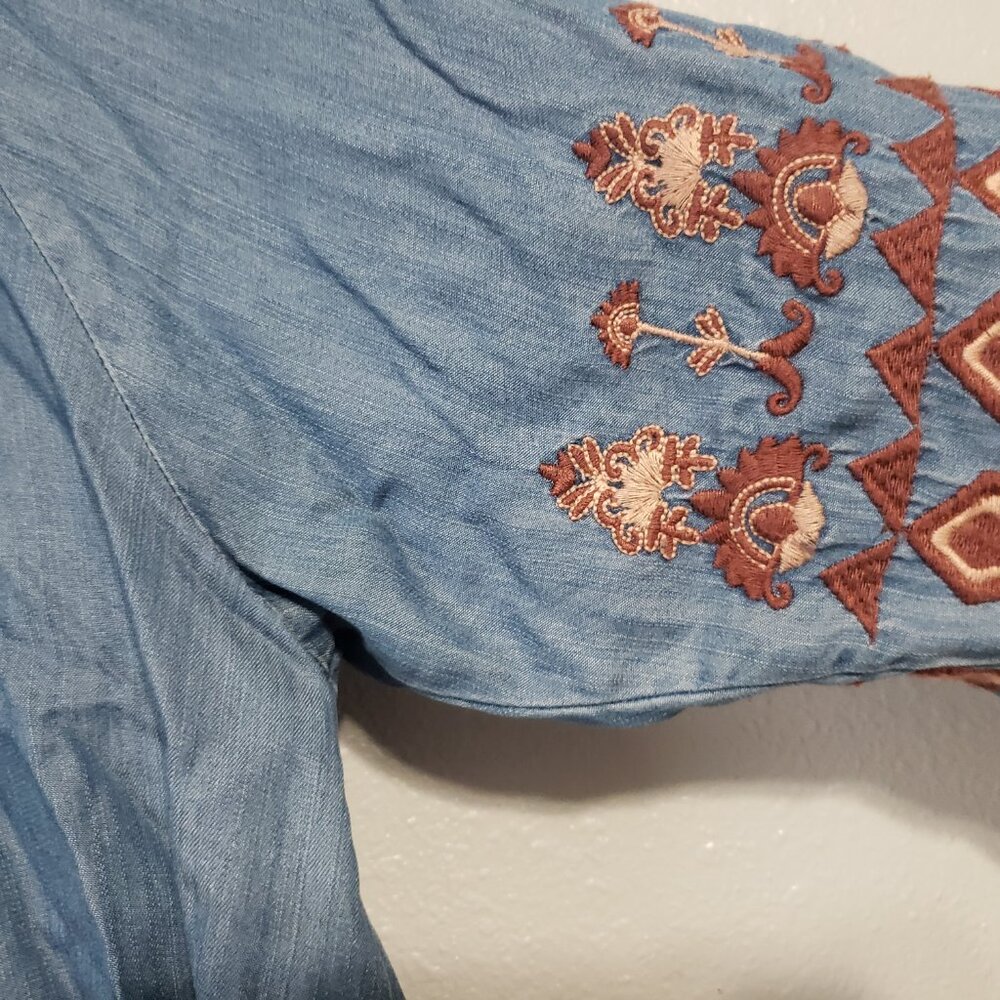 Altar'd State Womens M Embroidered Chambray Boho Tunic Top Blue Long Tassels - Picture 9 of 15